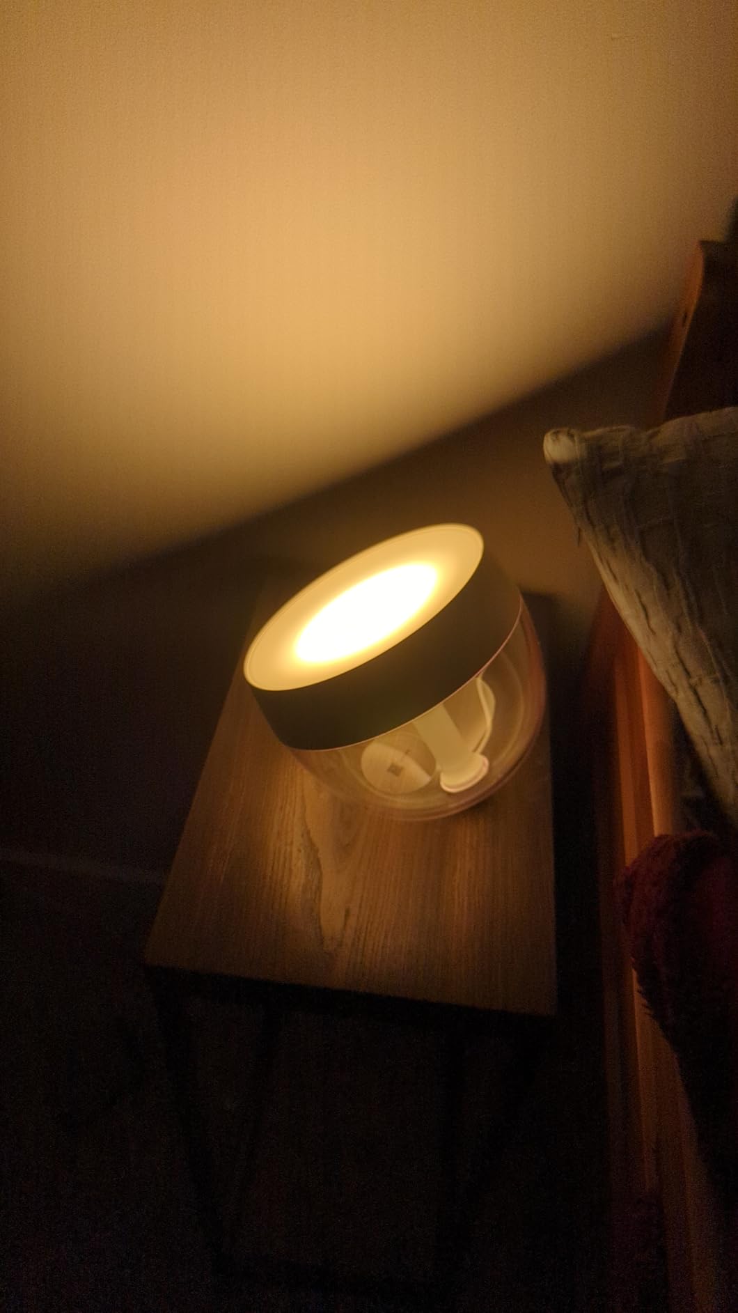Philips Hue Iris Smart Table Lamp, Gold - White and Color Ambiance LED Color-Changing Light - 1 Pack - Control with Hue App - Compatible with Alexa, Google Assistant, and Apple Homekit customer photo 2