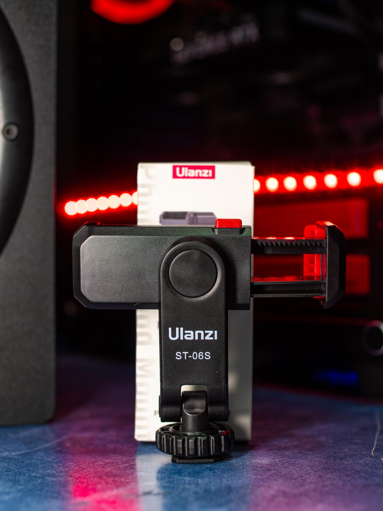 ULANZI ST-06S Phone Tripod Mount Holder for iPhone customer photo 1