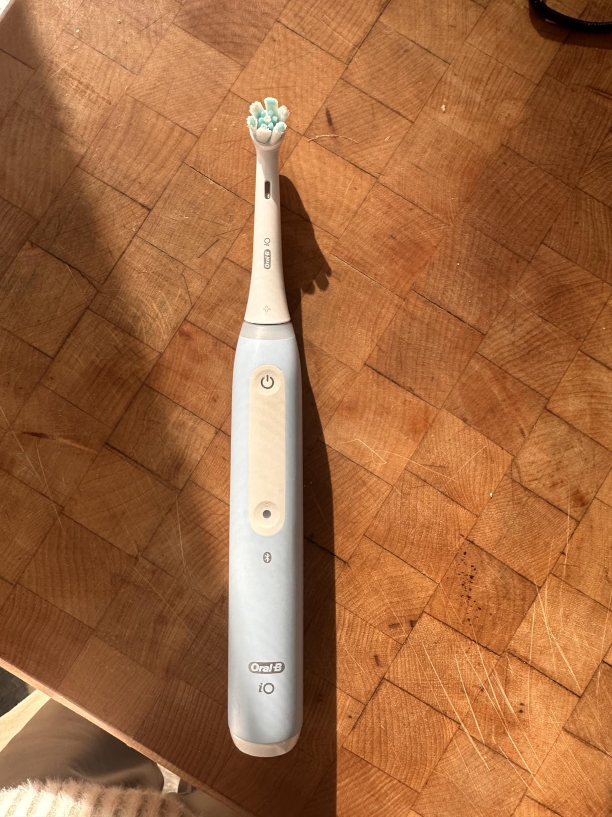 Oral-B iO Series 4 customer photo 2