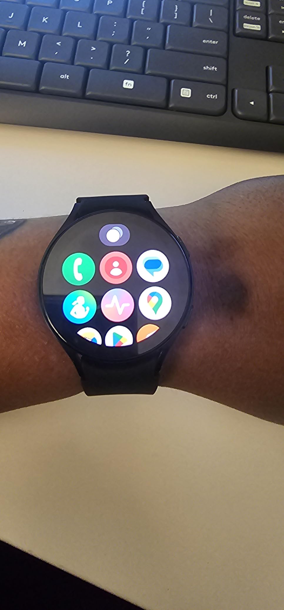 Galaxy Watch 5 Renewed customer photo 2