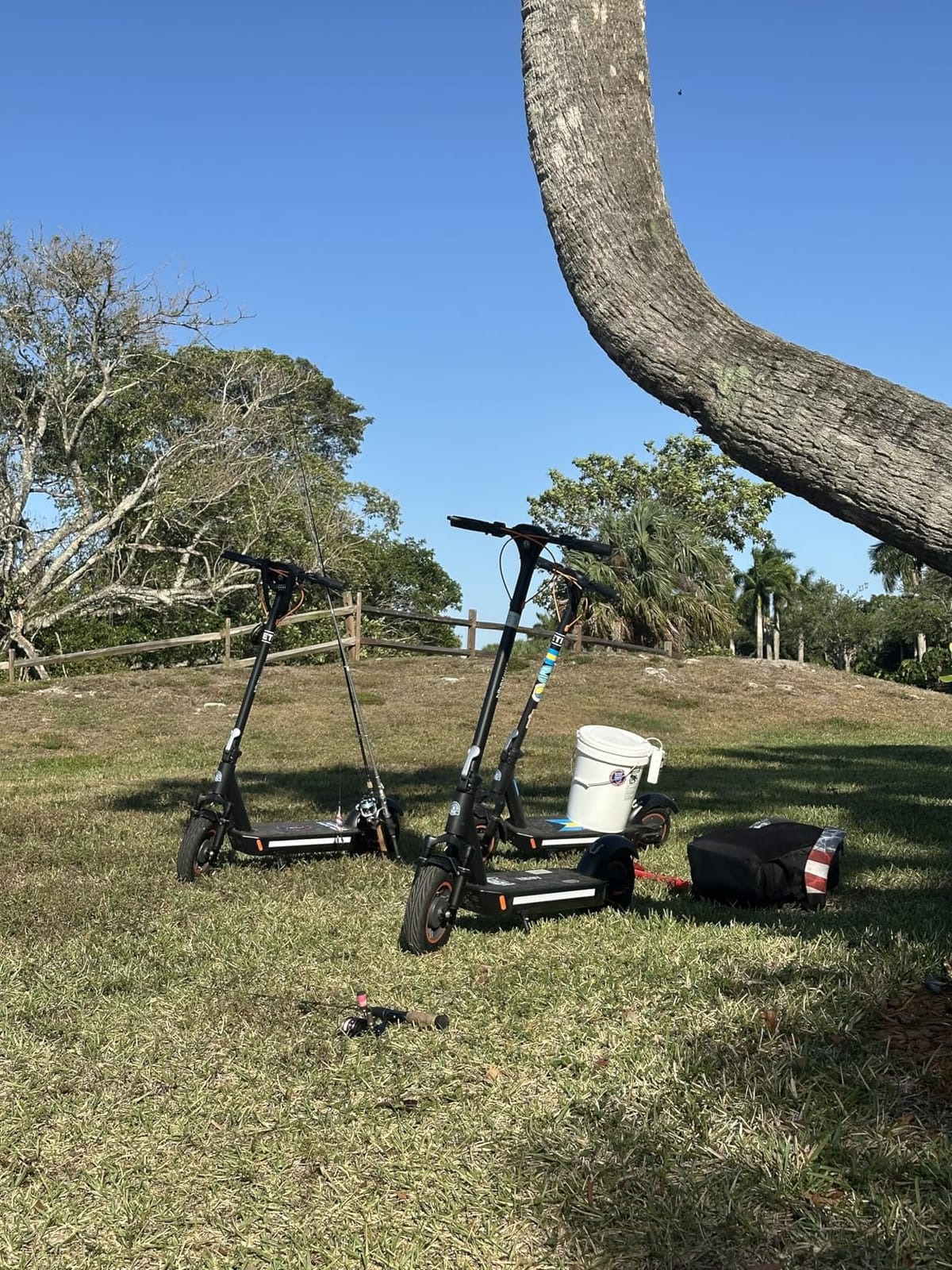 Hiboy MAX Pro Electric Scooter, 46.6 Miles & 22 MPH Commuting E-Scooter customer photo 2