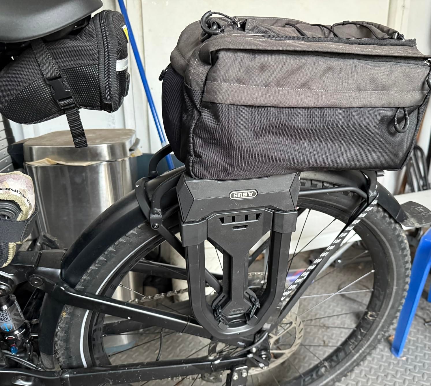 ABUS U-Lock Granit™ Super Extreme 2500/165HB230 - specialised Bicycle Lock for Bicycles and e-Bikes Against Saw Attacks with Angle Grinders - ABUS Security Level 15, USH2500 customer photo 1