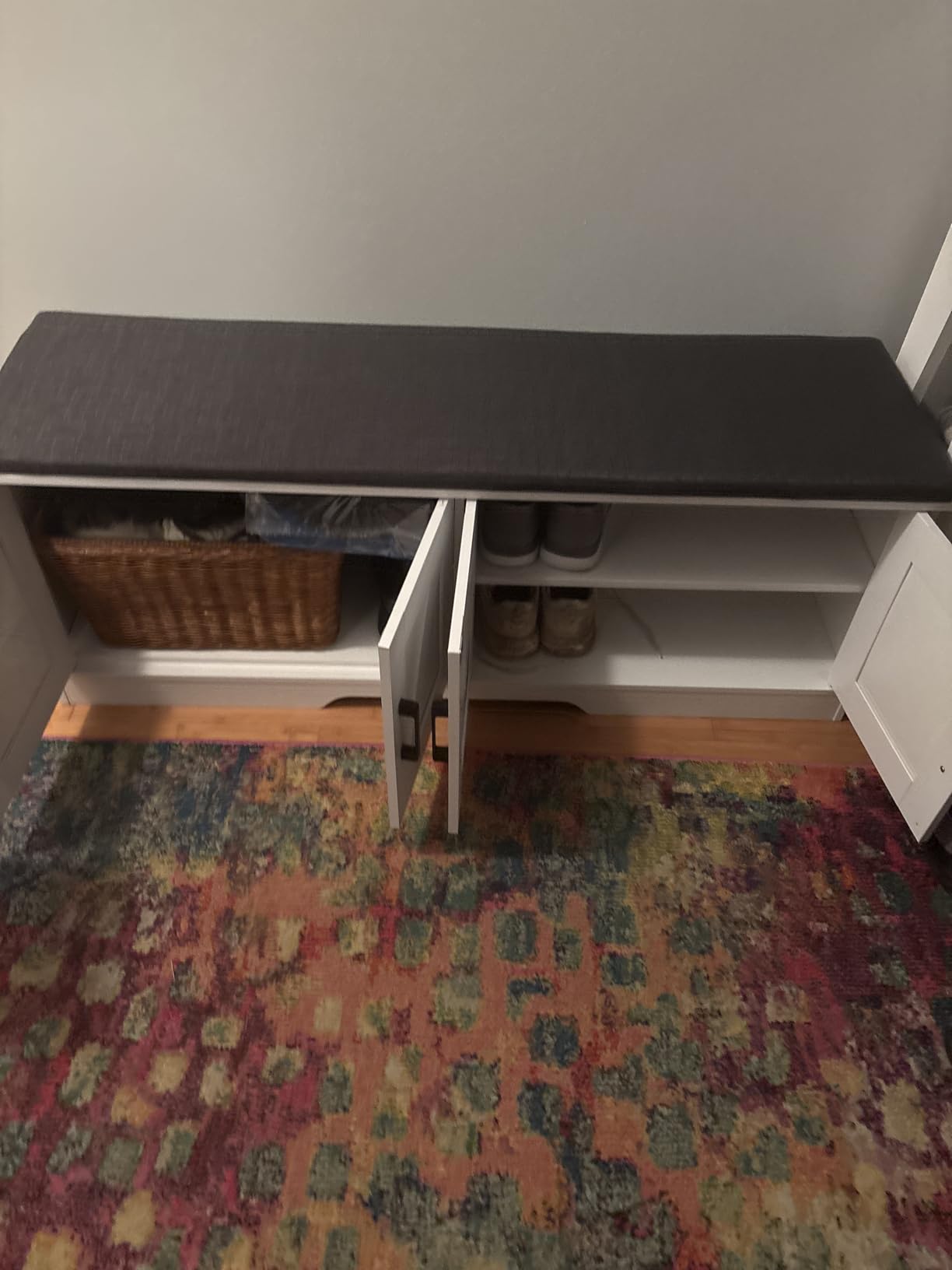 HOMSHO Farmhouse Shoe Storage Bench with 4 Barn Doors & Padded Seat Cushion customer photo 2