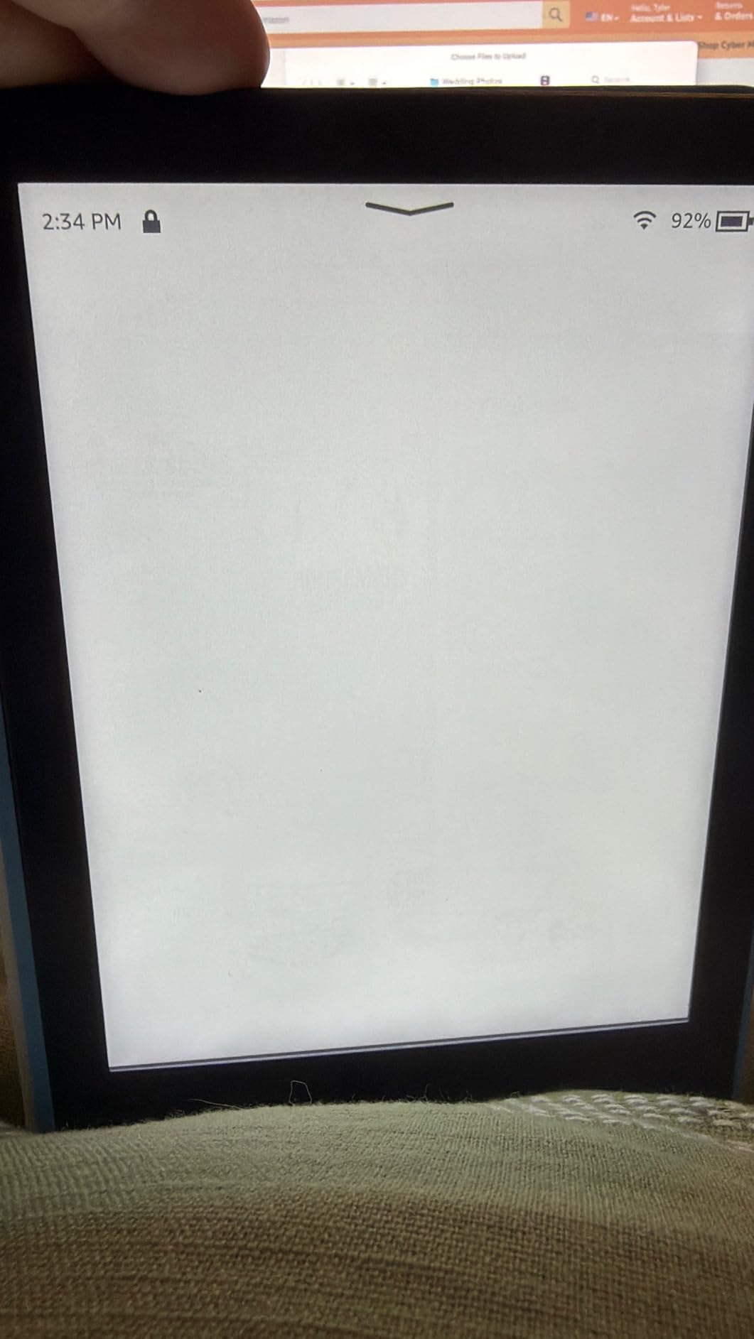 Amazon Kindle Kids 16GB (2024 model) - If it breaks, we will replace it, includes ad-free books and cover, with glare-free display, fast page turns - Unicorn Valley customer photo 1