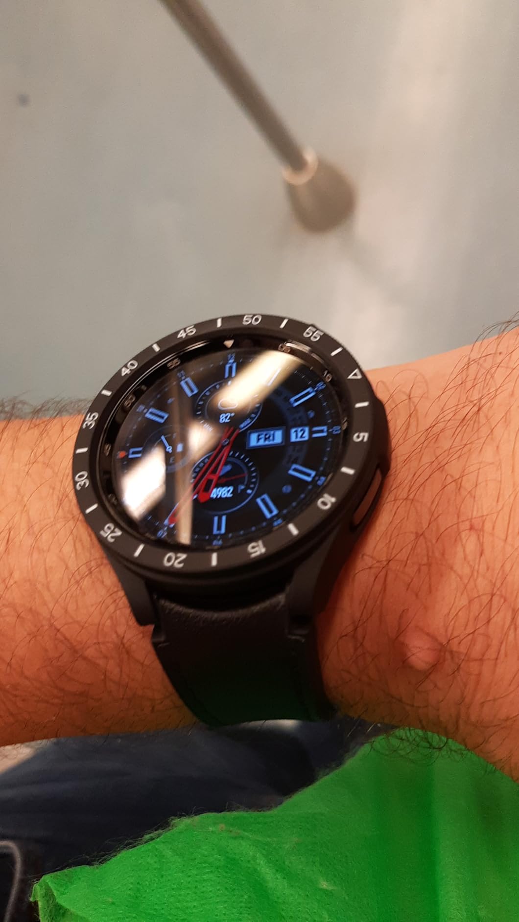 Galaxy Watch 6 Classic Renewed customer photo 1