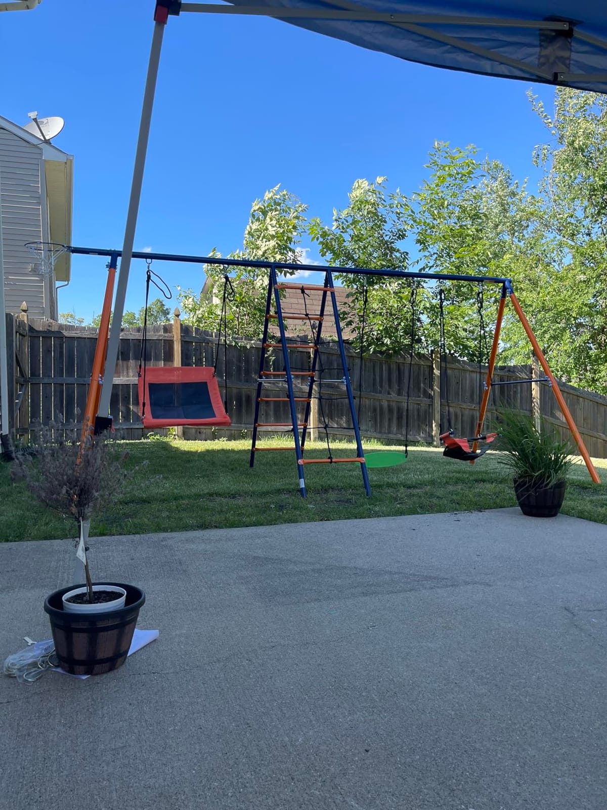 Swing Sets for Backyard 700 lb - 6 in 1 Playground Sets with 3 Swings Seats customer photo 2