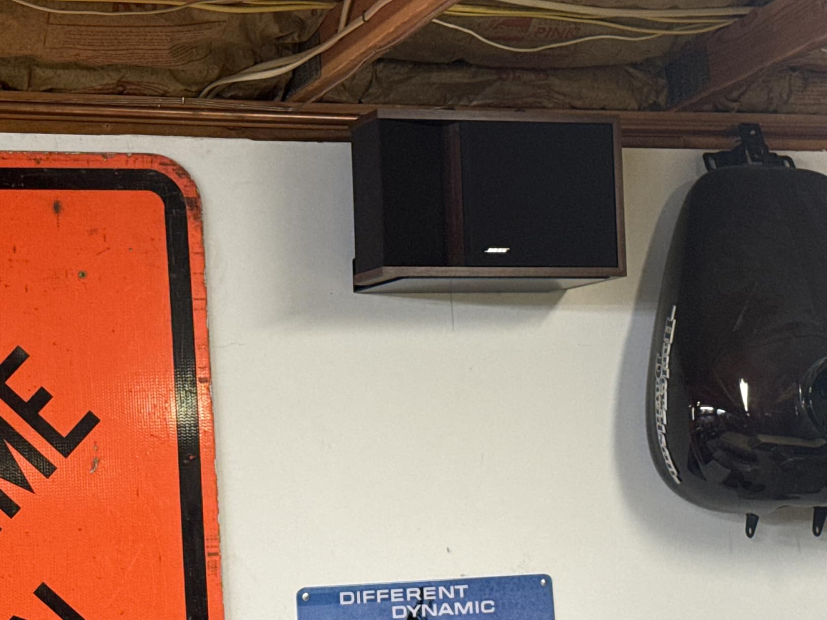 RealPlus Metal Floating Shelf 16.8