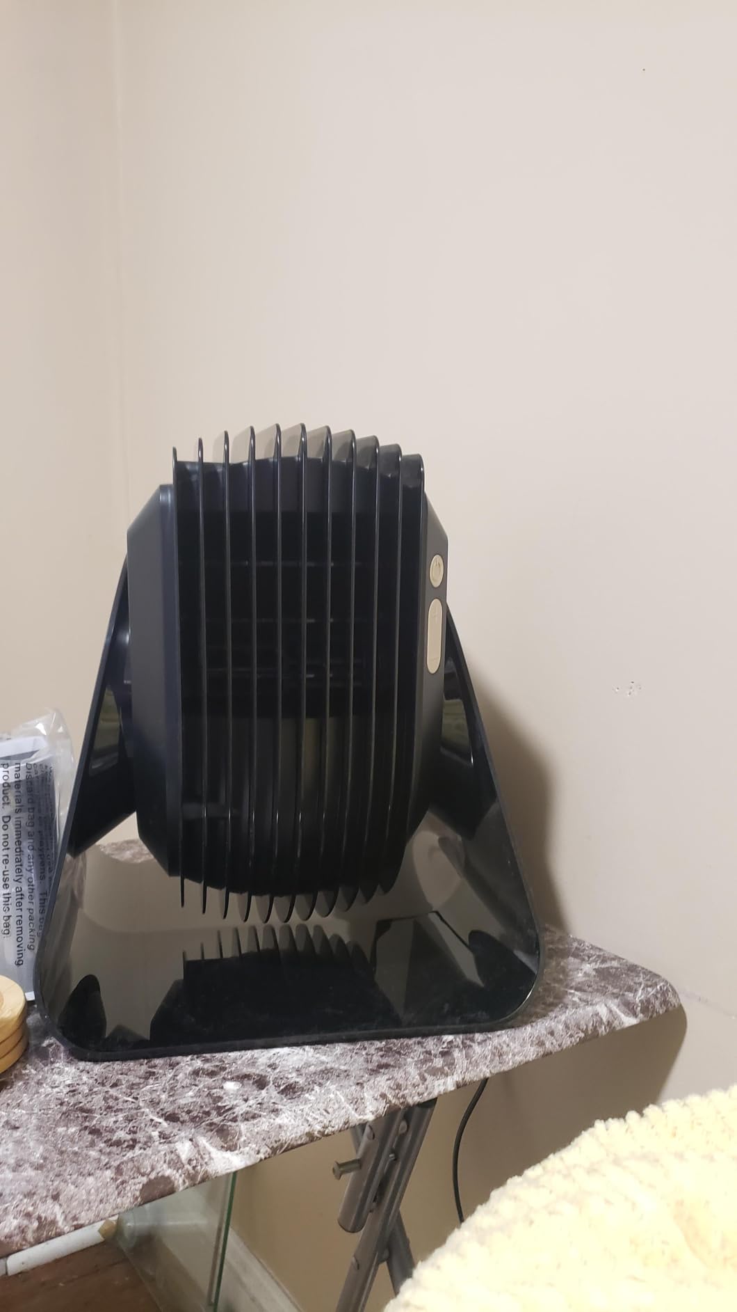 Vornado FLY MAX High Velocity Floor Fan, 4 Speed Settings, 180° Adjustable Tilt, Remote Control, 2300 FPM, Powerful Airflow, Fitness Cooling for Gym, Workout, and Training, Black customer photo 1