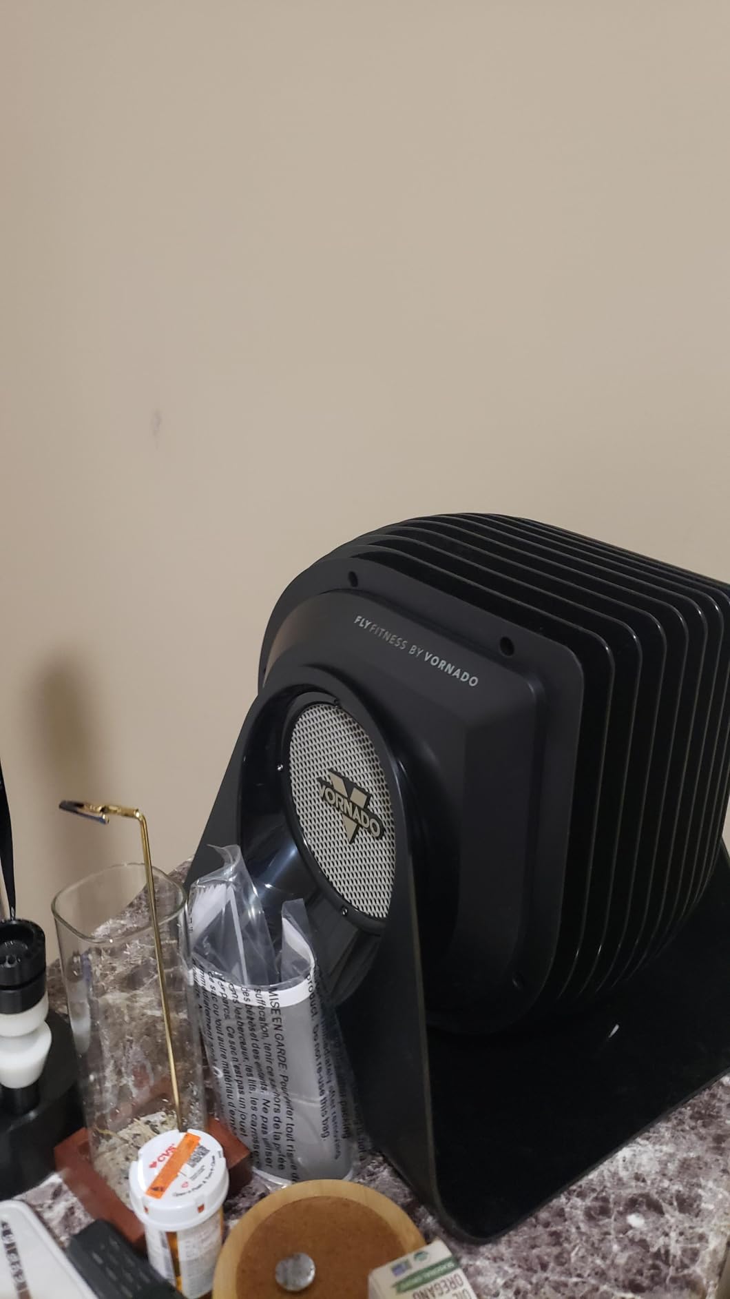 Vornado FLY MAX High Velocity Floor Fan, 4 Speed Settings, 180° Adjustable Tilt, Remote Control, 2300 FPM, Powerful Airflow, Fitness Cooling for Gym, Workout, and Training, Black customer photo 2