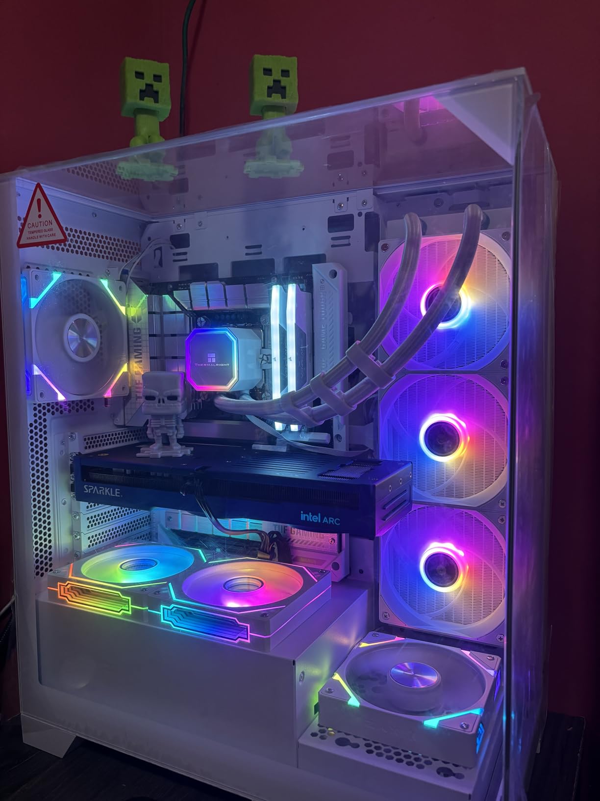 Sparkle Intel Arc B580 Titan OC, 12GB GDDR6, Torn Cooling 2.0, Axial Fan, Breathing Light, Metal Backplate, SB580T-12GOC customer photo 1