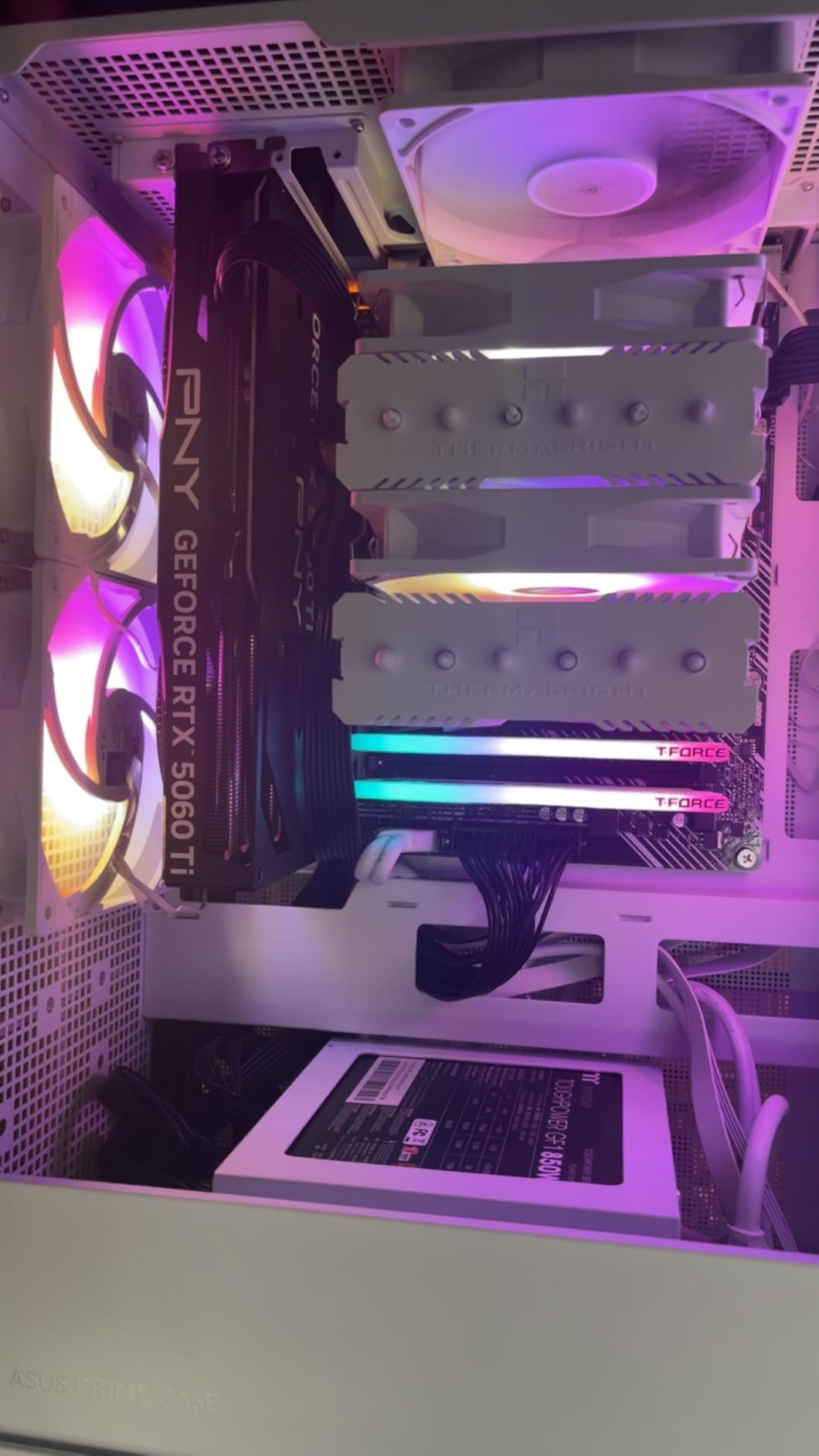 PNY RTX 5060 Ti OC customer photo 2