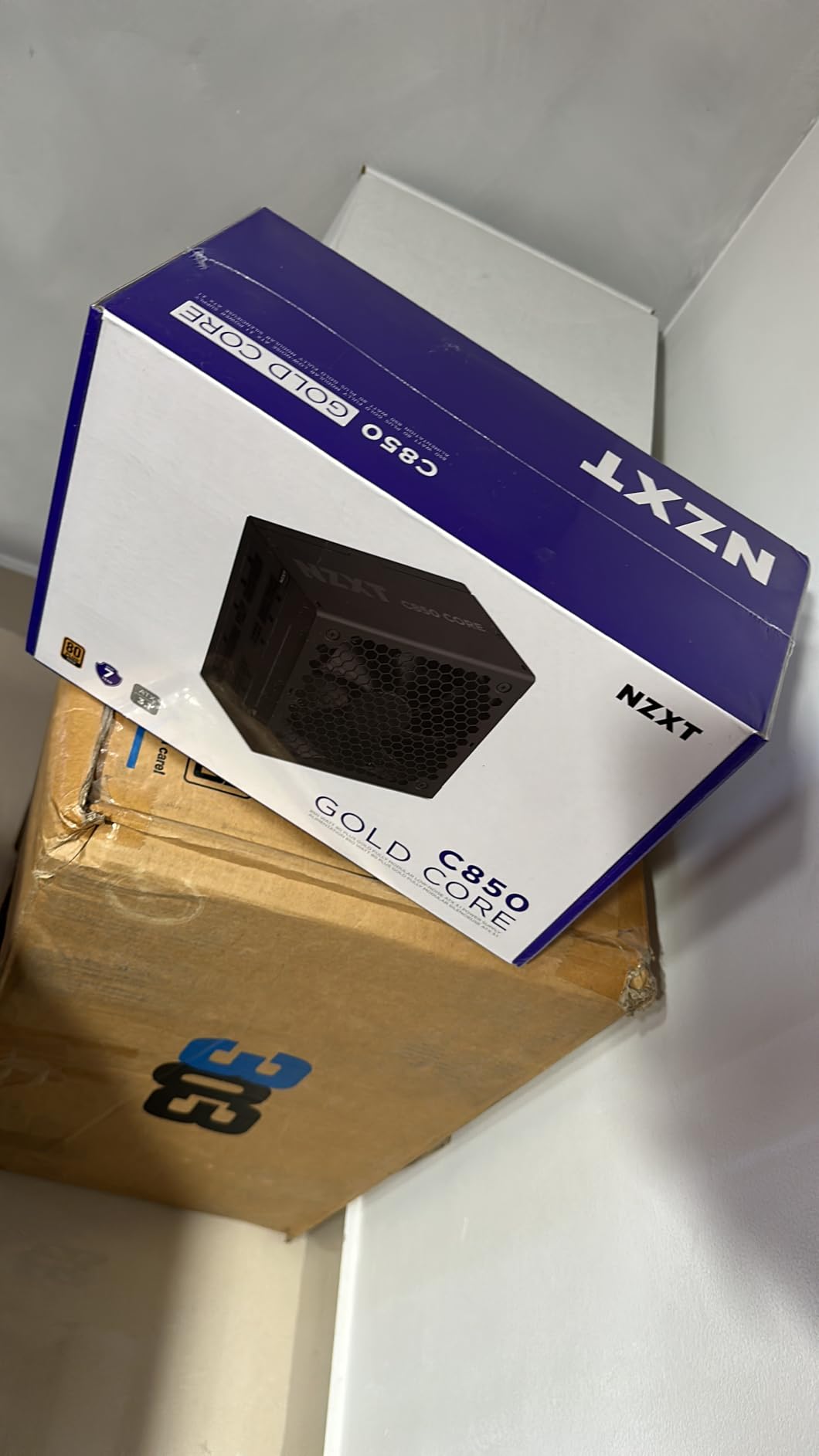NZXT C850 Gold Core - 850W ATX 3.1 Power Supply, 80+ Gold customer photo 2