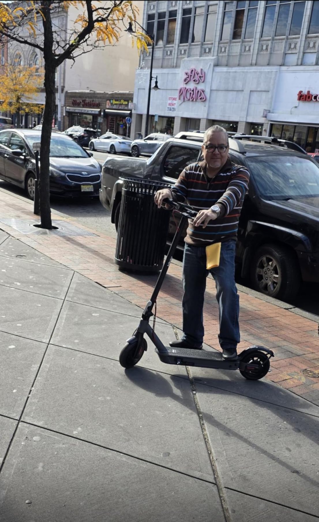 Hiboy S2 NOVA Electric Scooter, 430W Peak Motor, 19 MPH, 20-Mile Range customer photo 2