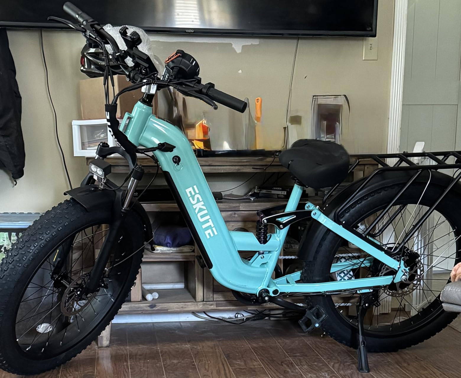 ESKUTE Electric Bike for Adults - 48V20.8Ah 86 Miles Battery Commuter, 32+MPH, Peak 1800W Brushless Motor, 26x4.0 Fat Tire Step-Thru Cityrun Ebike, 8-Speed, Full Suspensions E-Bike customer photo 2