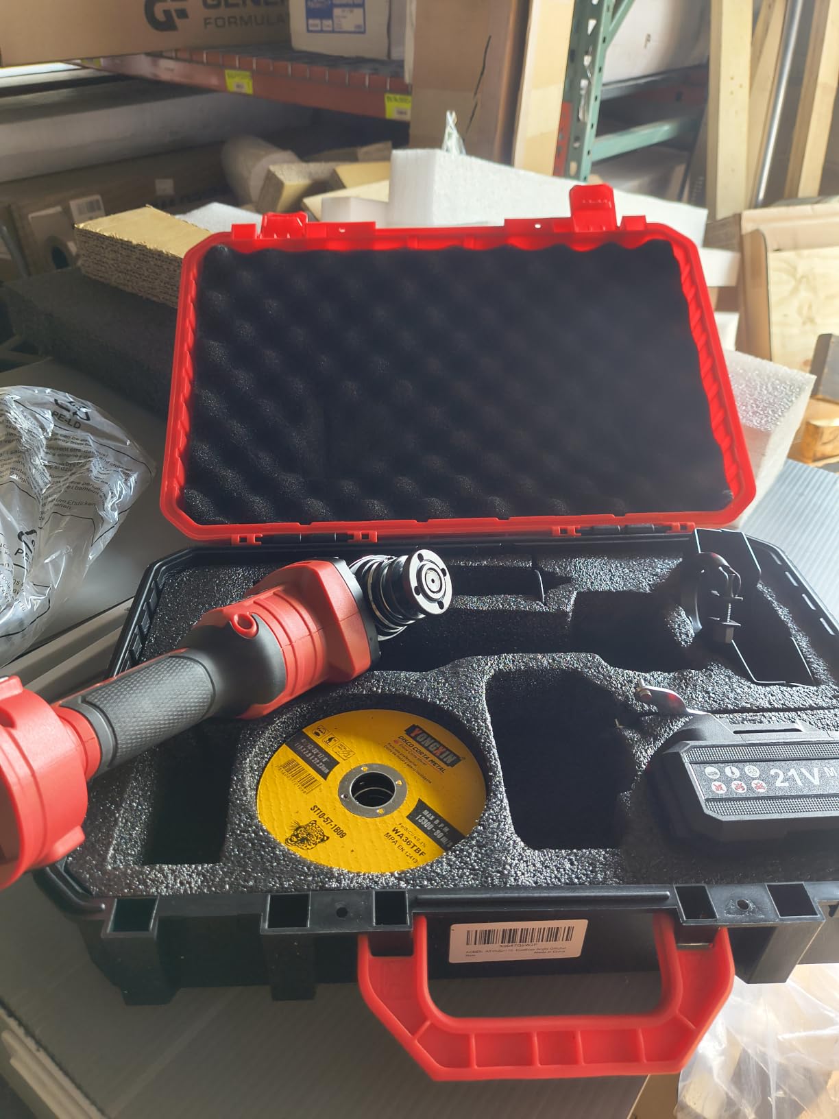 AOBEN 1200W Angle Grinder 4-1/2 inch | 10Amp, 11000 RPM, 6-Speed Corded Power Electric Cut off Tool with Switch Lock | for Heavy Duty Work & Metal Cutting, Grinding & Polishing customer photo 1