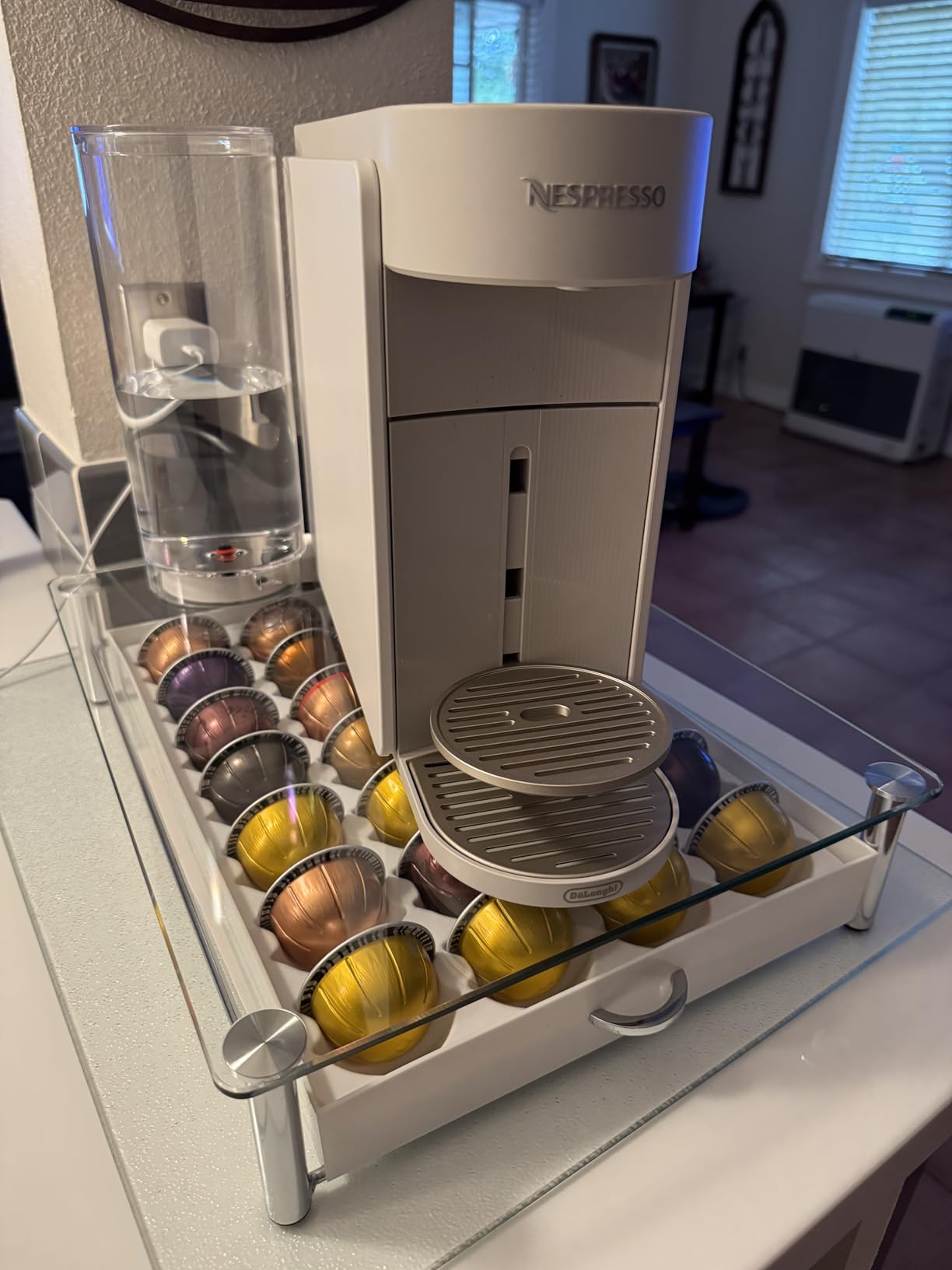Nespresso Vertuo Up Coffee & Espresso Maker by De'Longhi, White customer photo 2