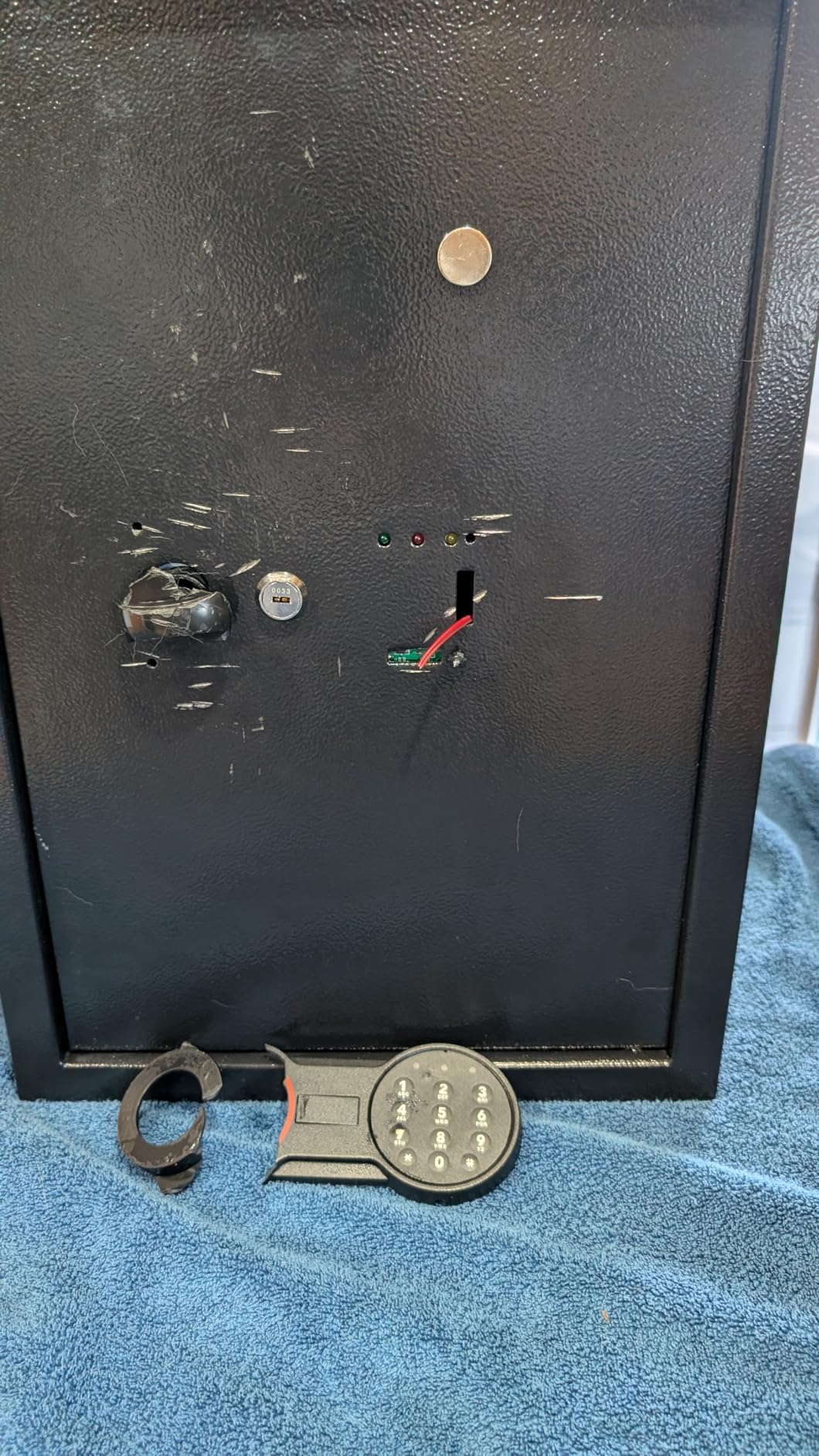 8.2 Cub Fireproof Safe Box for Home Use, Closet-Friendly customer photo 1