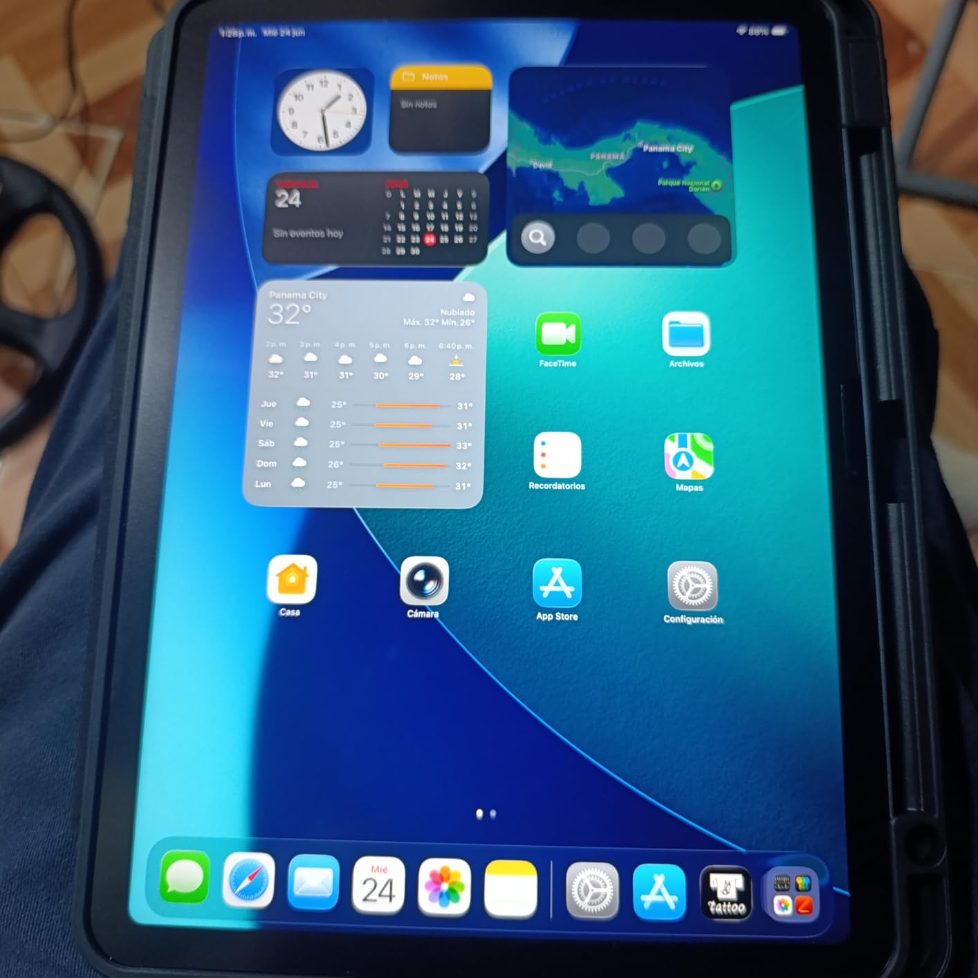 iPad Air 11-inch M4 customer photo 1