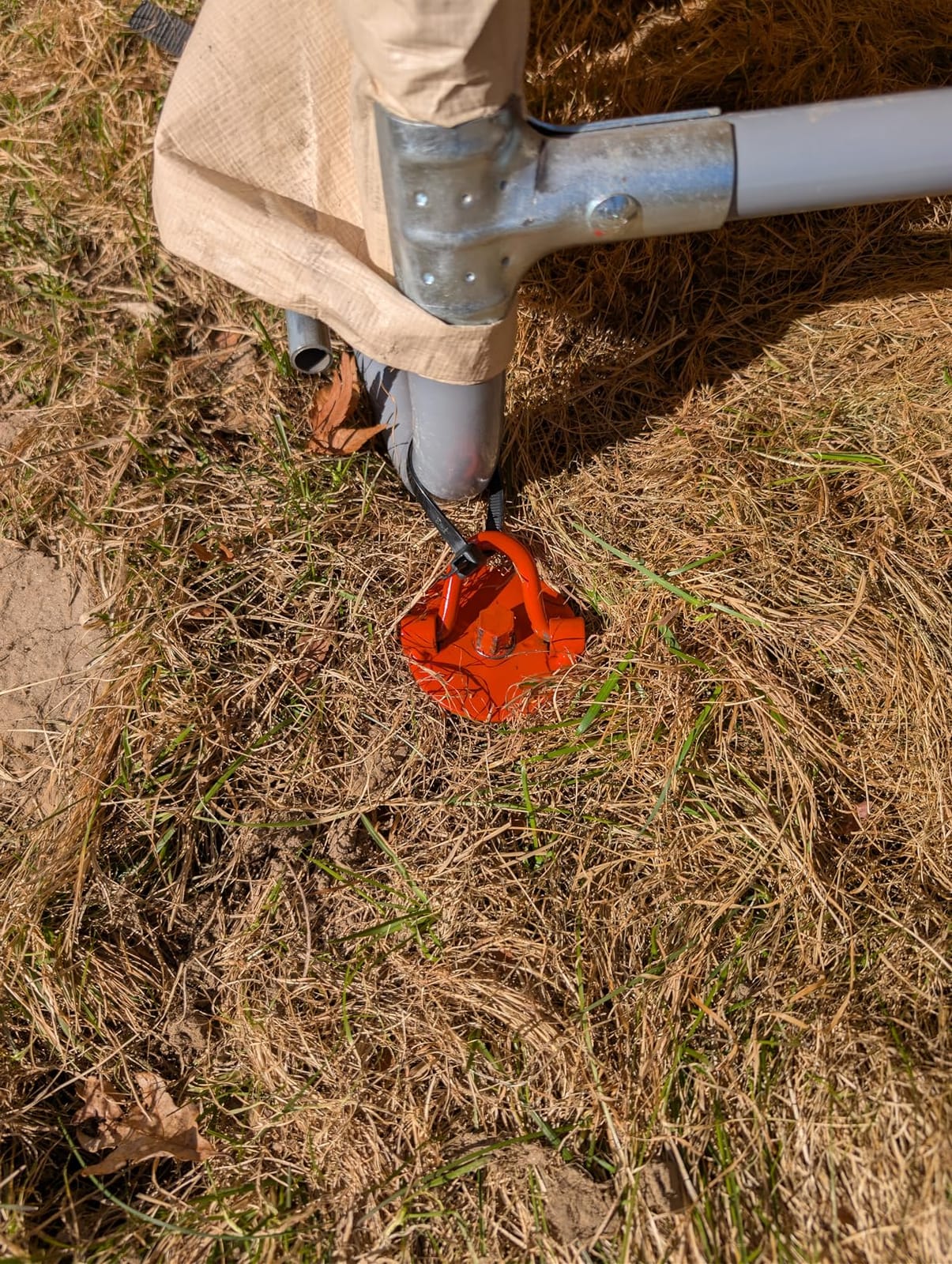 FEED GARDEN Ground Anchors Screw in Heavy Duty, 4 Pack 15 Inch Spiral Earth Anchors for Trampoline Anchors High Wind, Swing Set Anchors, Tent Stakes, Dog Tie Out & Canopy Stability, Orange customer photo 1