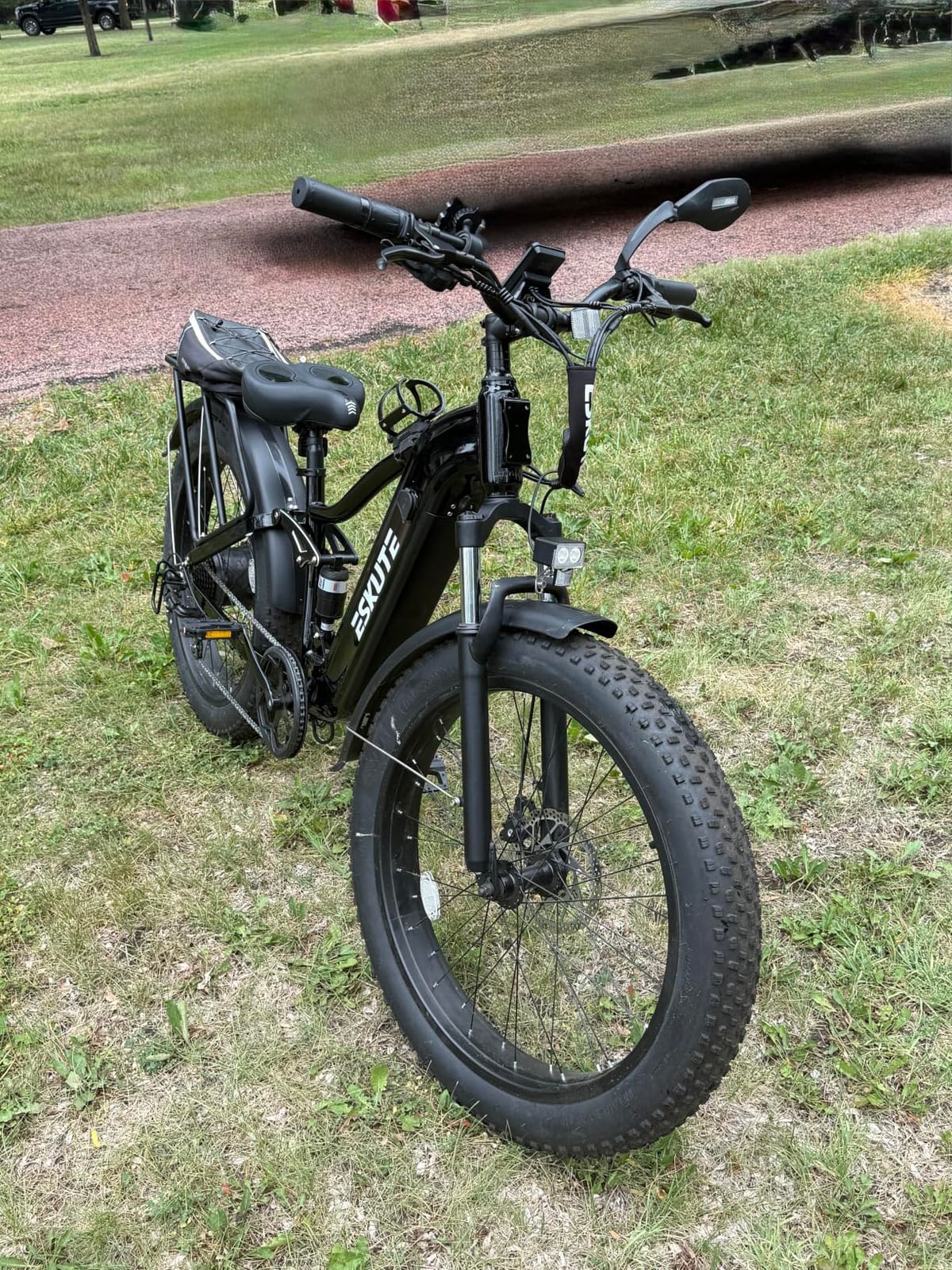 ESKUTE Electric Bike for Adults - 48V20.8Ah Battery Hunting Ebike up to 86 Miles, 32+MPH, Peak 1800W, 26x4.0 Fat Tire Step-Over 8-Speed Full Suspensions Mountain E-Bike customer photo 1